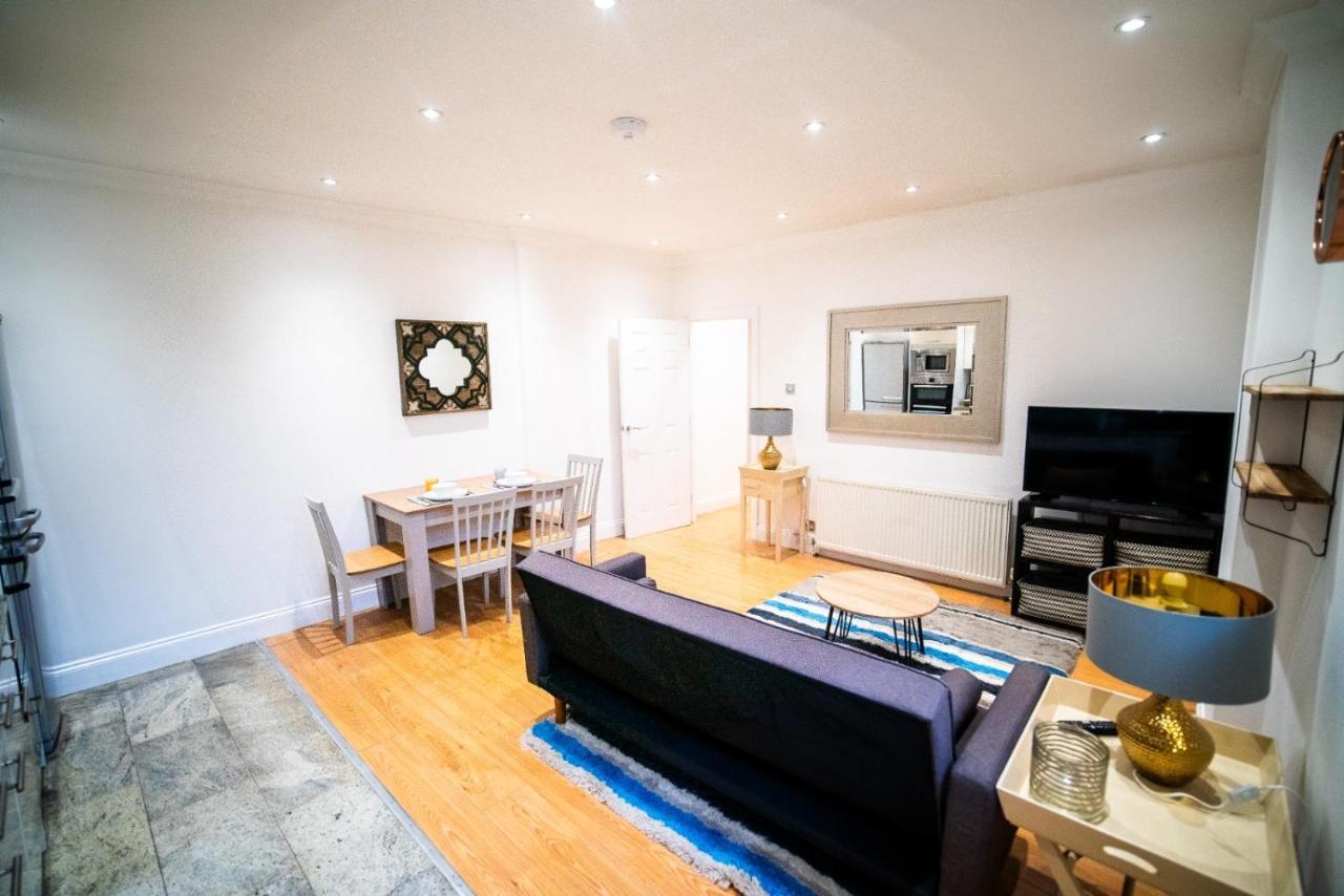 Stay With Serena Homes , One Bedroom Apartment Purley Eksteriør billede
