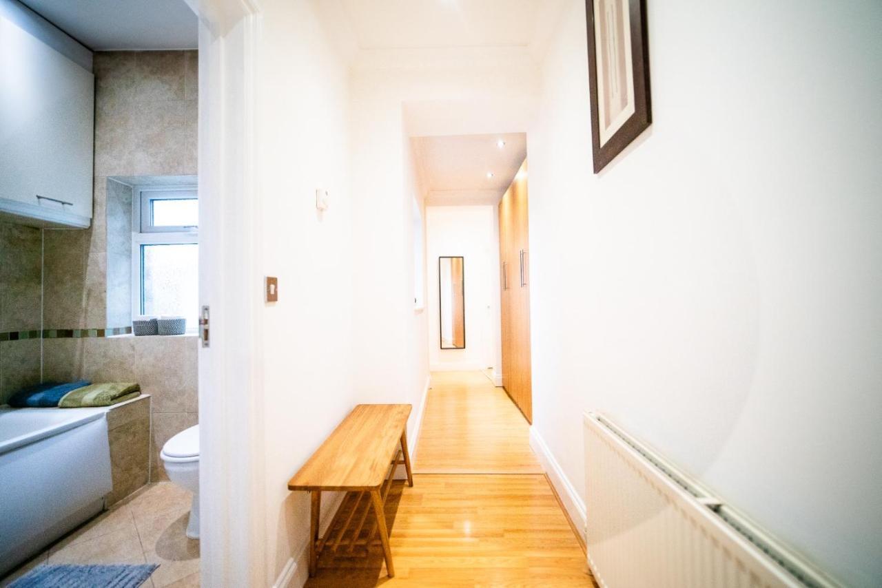 Stay With Serena Homes , One Bedroom Apartment Purley Eksteriør billede